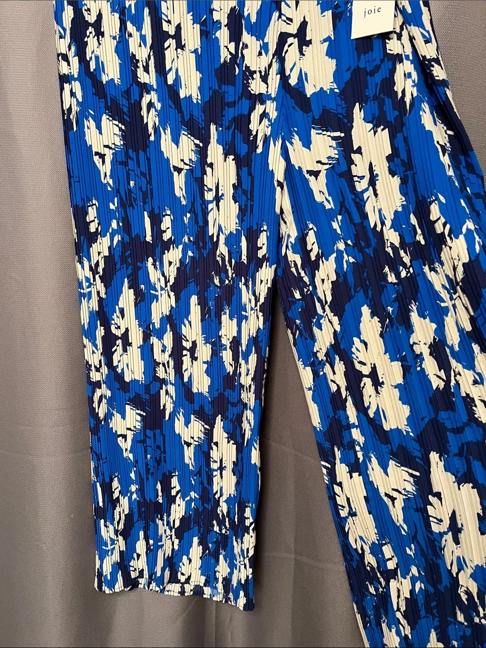 Joie Blue, Navy & White Abstract Pleated Pants - Picture 3 of 4
